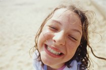 Young girl with a wide grin — Stock Photo
