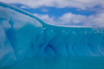 Красиві величезний айсберг — стокове фото