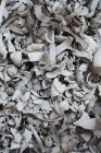 Груда обрезков, кудрей глины — стоковое фото