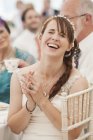 Mariée dans sa robe de mariée — Photo de stock