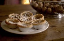 Plate of mince pies — Stock Photo