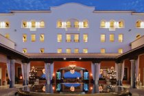Розкішний курортний готель будівництво екстер'єр в Нижня Каліфорнія, Мексика — стокове фото
