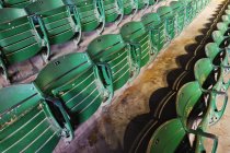 Assentos na arena de rodeio em Fort Worth, Texas, EUA — Fotografia de Stock