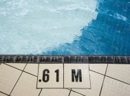 Flaches Ende des öffentlichen Schwimmbades, Nahaufnahme — Stockfoto
