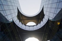 Détail de l'architecture moderne dans le centre de Londres, Angleterre, Royaume-Uni — Photo de stock