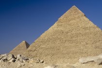 Pyramides de Gizeh monuments anciens, site du patrimoine mondial de l'UNESCO en Egypte — Photo de stock