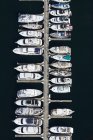 Barcos en puerto deportivo en Seattle, Washington, Estados Unidos - foto de stock