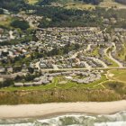Coastal houses and resort area in California, USA — Stock Photo