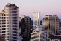Міська горизонт з сучасними хмарочосами в Остіні, США — стокове фото