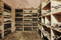 Old wine cellar in Toscana, Tuscany, Italy — Stock Photo