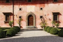 Здание старого мира в Кьянти в Тоскане, Тоскана, Италия — стоковое фото