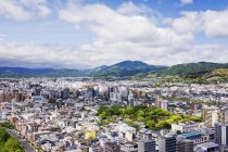Vue aérienne du paysage urbain avec des bâtiments modernes de Kyoto, Japon — Photo de stock