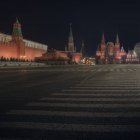 Красная площадь с гробницей Ленина и зданиями Кремля, Москва, Россия — стоковое фото