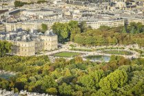 Luftaufnahme der Pariser Stadtlandschaft, Frankreich — Stockfoto