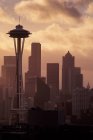 Space Needle and high rise buildings in Seattle city skyline, Washington, United States — Stock Photo