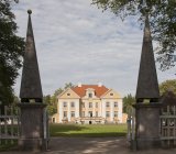 Внешний вид здания поместья Палмсе, Лане-Виру, Эстония — стоковое фото