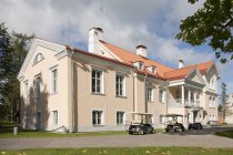 Vihula manor building exterior, Laane-Viru, Estónia — Fotografia de Stock