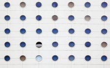 Finestre circolari su edificio moderno, full frame, New York, USA — Foto stock