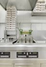 Fryer électrique profond dans la cuisine de restaurant — Photo de stock