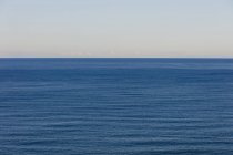 Vista do oceano expansivo, horizonte e céu ao entardecer, costa norte do Oregon — Fotografia de Stock