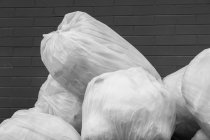 Mucchio di sacchetti di plastica per il riciclaggio — Foto stock