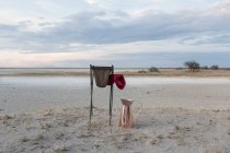 Умывальник, пустыня Калахари, соляные банки Макгадикгади, Ботсвана — стоковое фото