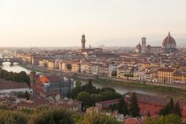Вид на город с площади Микеланджело, Флоренция, Тоскана, Италия. — стоковое фото