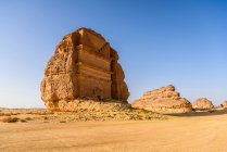 Hegra, também conhecido como Madain Salih, sítio arqueológico, túmulos de caverna de rocha esculpida Nabatean — Fotografia de Stock