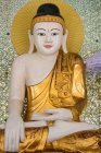 Buddha-Statue in der Shwedagon Pagode, Myanmar — Stockfoto