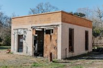 Abandoned rural gas station building. — Stock Photo