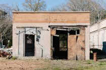 Abandoned rural gas station building. — Stock Photo
