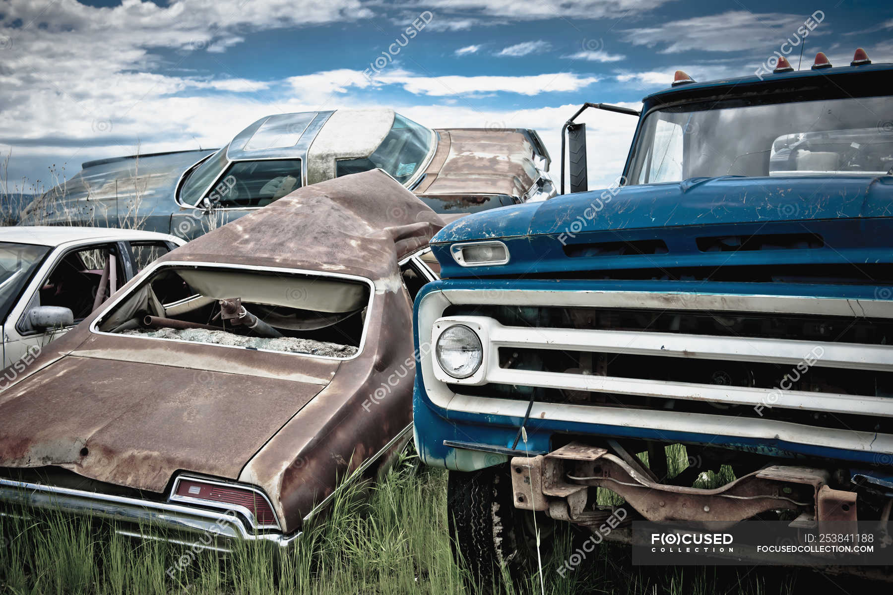Abandoned cars in junkyard, Billings, Montana, USA — scrap, metal