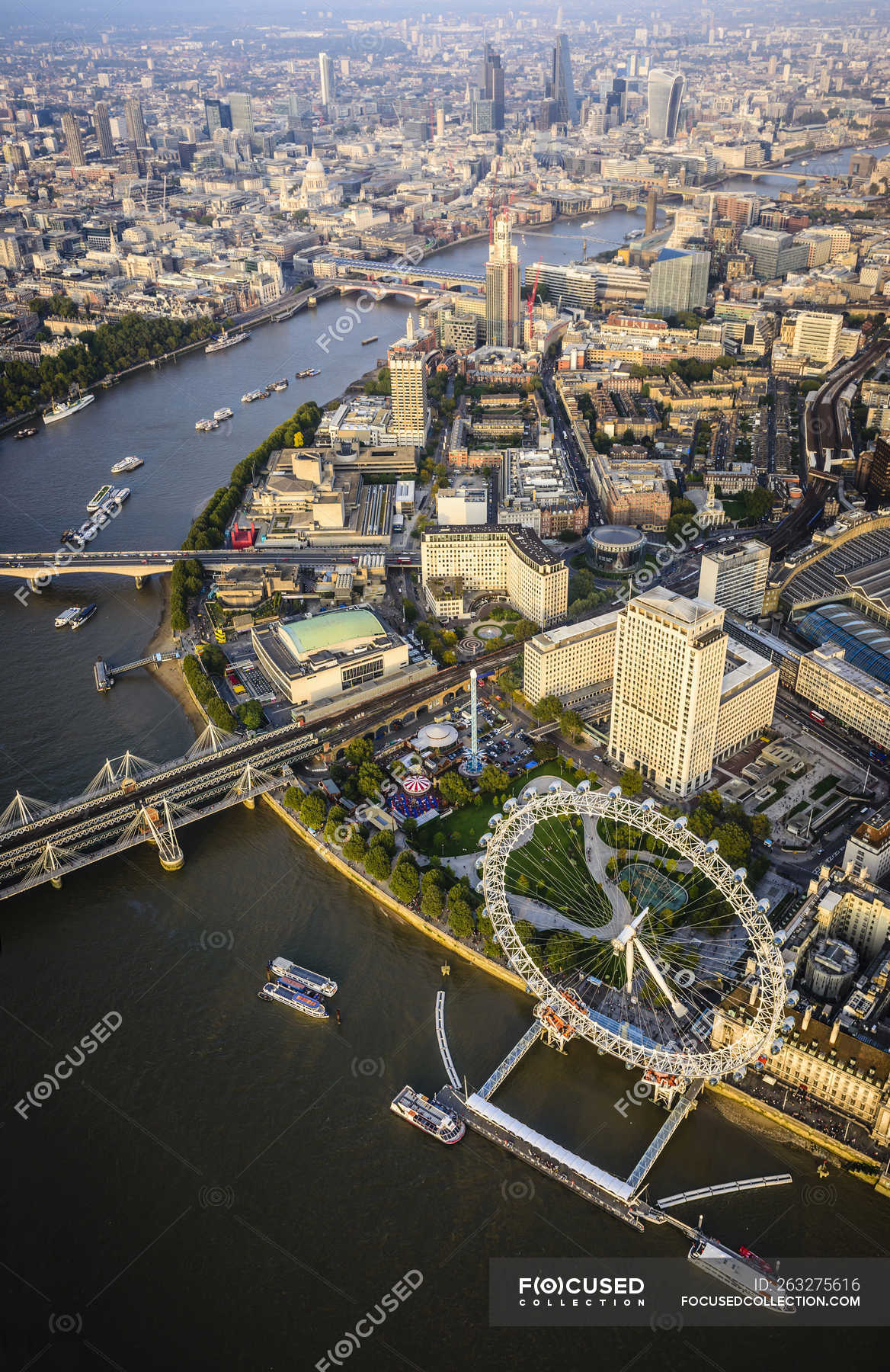 Aerial view of London cityscape, london eye and river, England — 3323 × 5120
