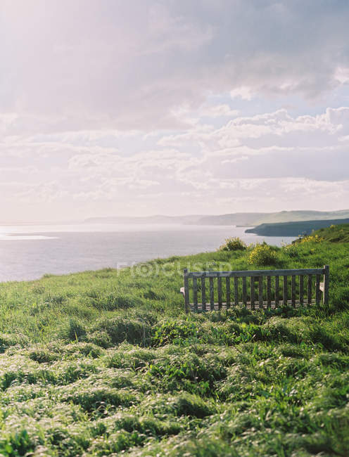 View along the grass cliff tops — Stock Photo