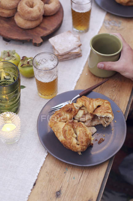 Table with food and drink. — Stock Photo