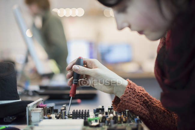 Atelier de réparation informatique . — Photo de stock