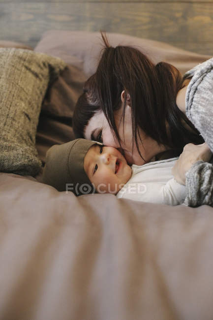 Mother and her baby boy — Stock Photo