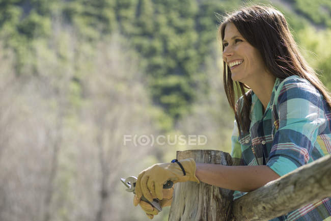 Young woman, outdoors — Stock Photo