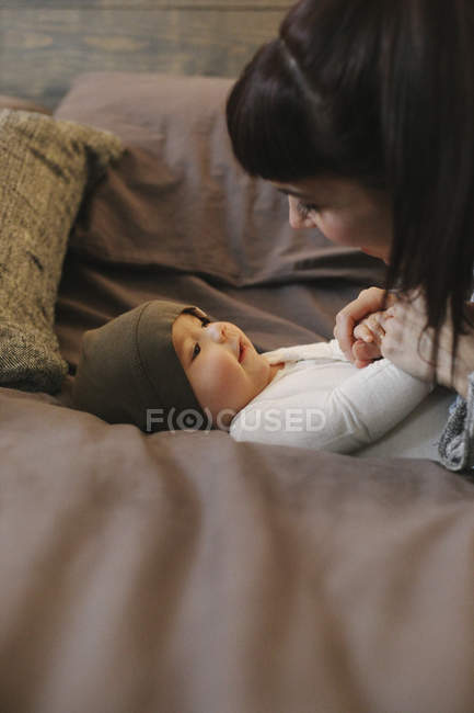 Mother and her baby boy — Stock Photo