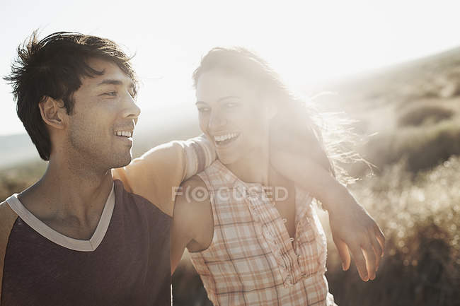 Couple side by side in the desert — Stock Photo