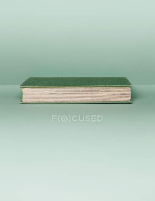 Hardcover-Buch — Stockfoto
