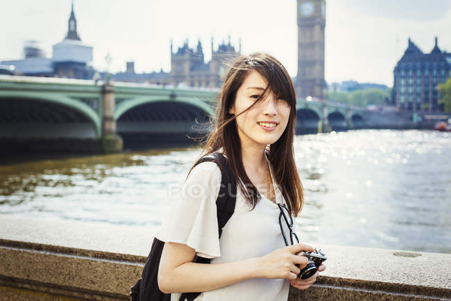 Japanese woman by River Thames. — Stock Photo