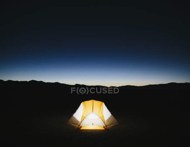 Illuminated camping tent — Stock Photo