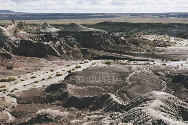 Paisaje de desierto pintado y valle - foto de stock