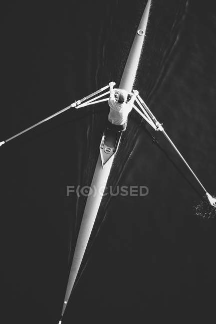 Single scull rowing boat — Stock Photo