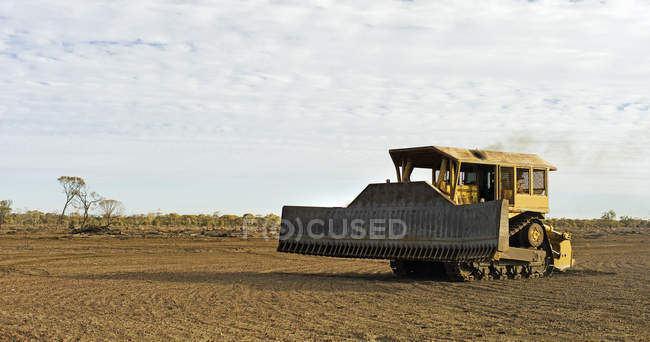 Industrial digging vehicle — Stock Photo