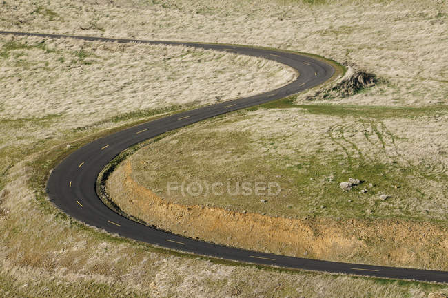 Curved road winding — Stock Photo