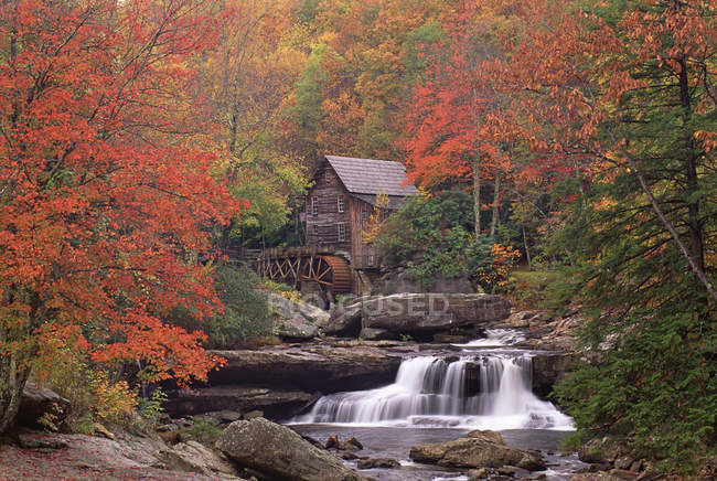 Wassermühlenbau — Stockfoto