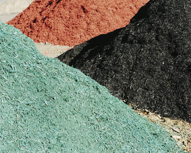 Multicolored bark wood chips — Stock Photo