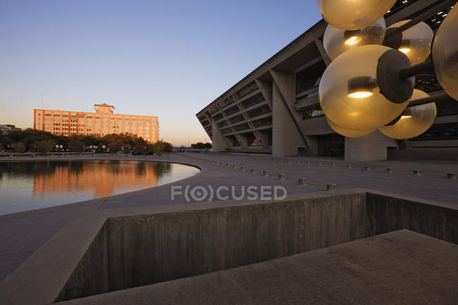Arquitetura do edifício moderno em Dallas, Texas, EUA — Fotografia de Stock